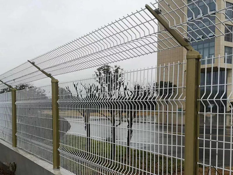 Welded Wire Mesh Fence