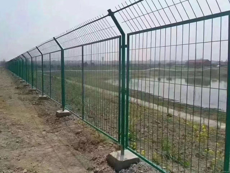 Frame Fence