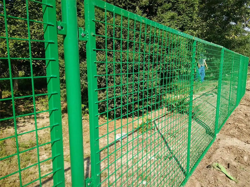 Frame Fence